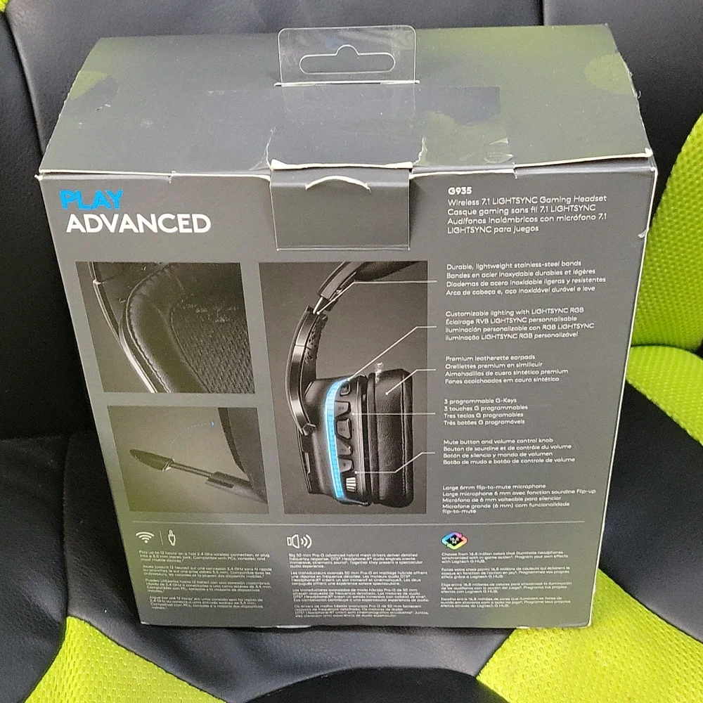 G935 WIRELESS 7.1 SURROUND LIGHTSYNC GAMING HEADSET